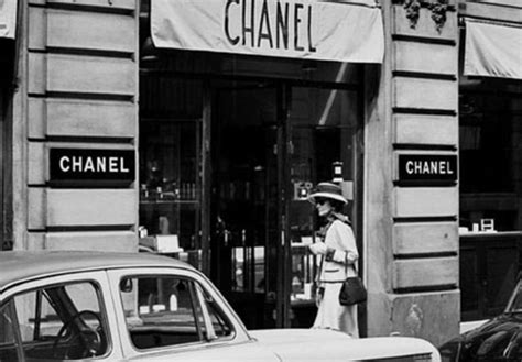first chanel store in paris